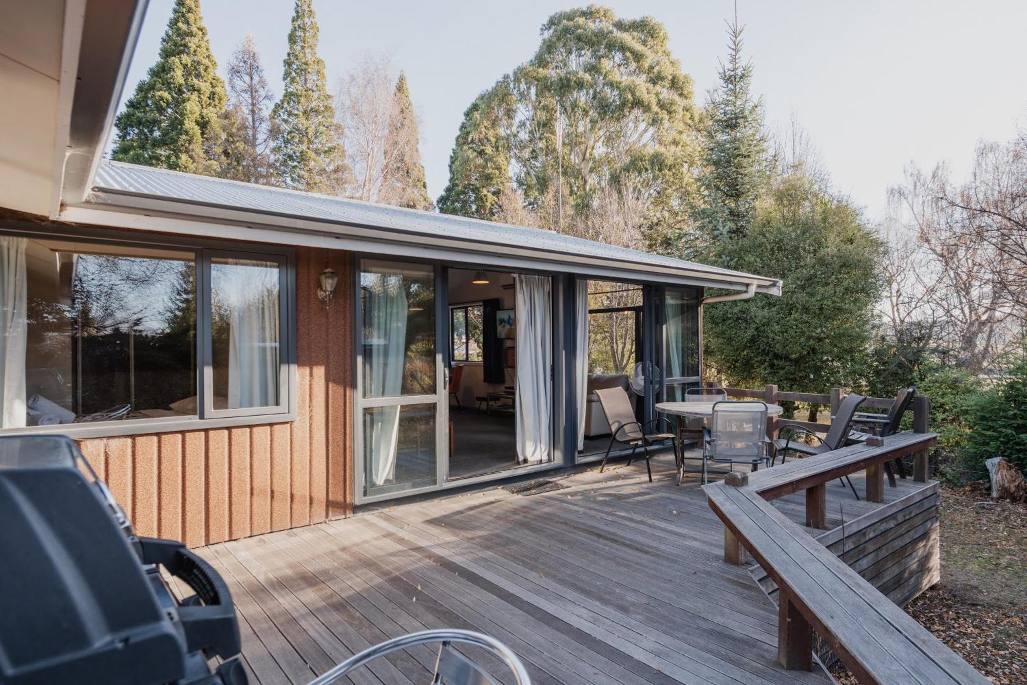 Lake Tekapo Cottages Exterior photo
