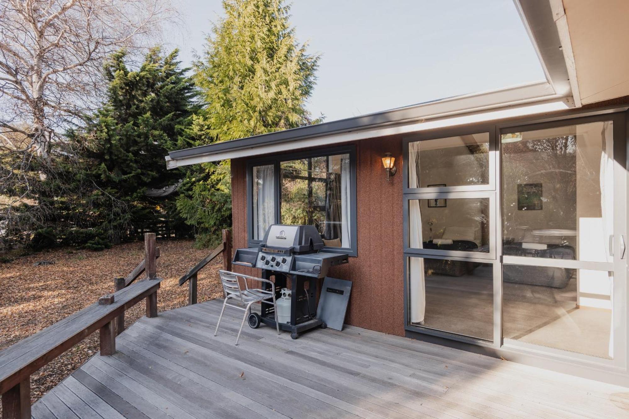 Lake Tekapo Cottages Exterior photo